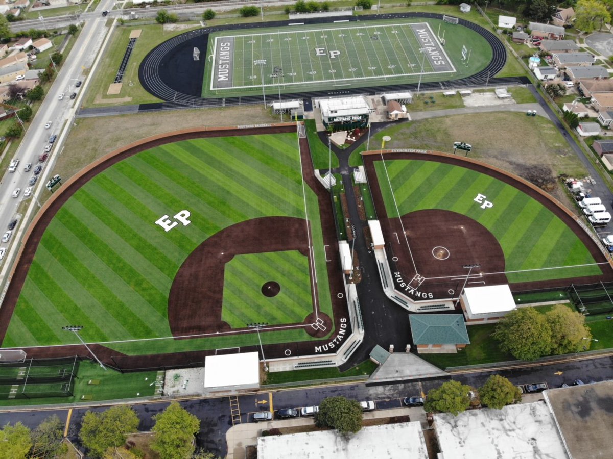 Epchs231's tweet image. Wow! Look at this aerial shot of the new #EPHS baseball and softball fields, courtesy of @TeamBrockUSA. #epchsmustangpride #EPPride