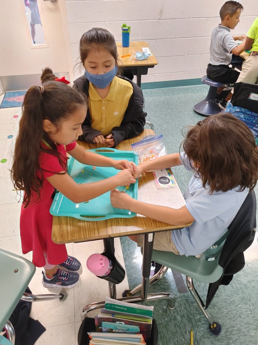 Miss Blakemore tweet media