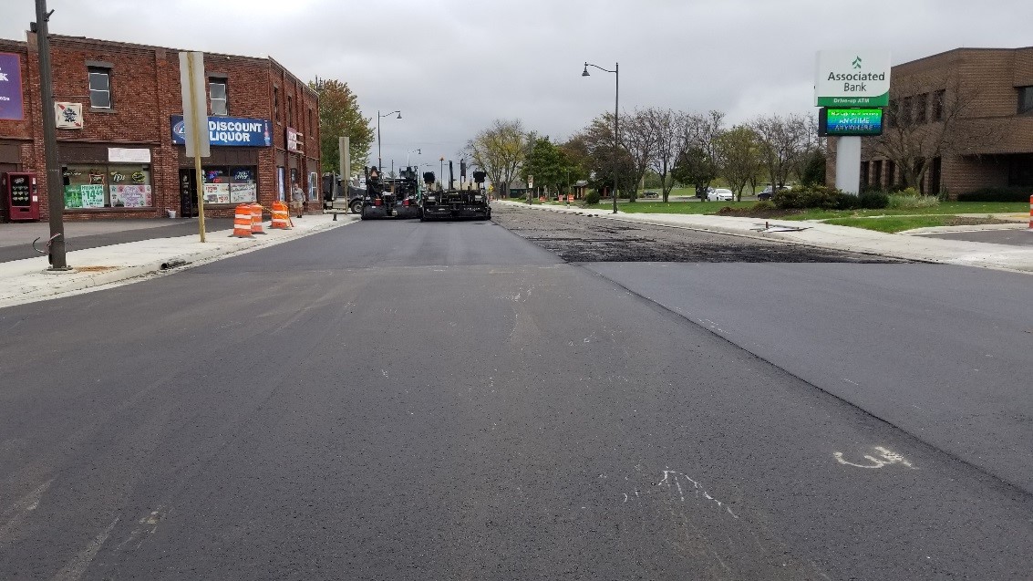 WisDOTsouthwest's tweet photo. NEARLY DONE: The final layer of asphalt pavement was placed last week on US 51 in Portage. Finishing work includes pavement markings and traffic signal installation. 

Stay tuned for project completion soon! Thank you for your continued patience!!

INFO: https://t.co/sd5dfE82Iy https://t.co/et5iZ2ymGD