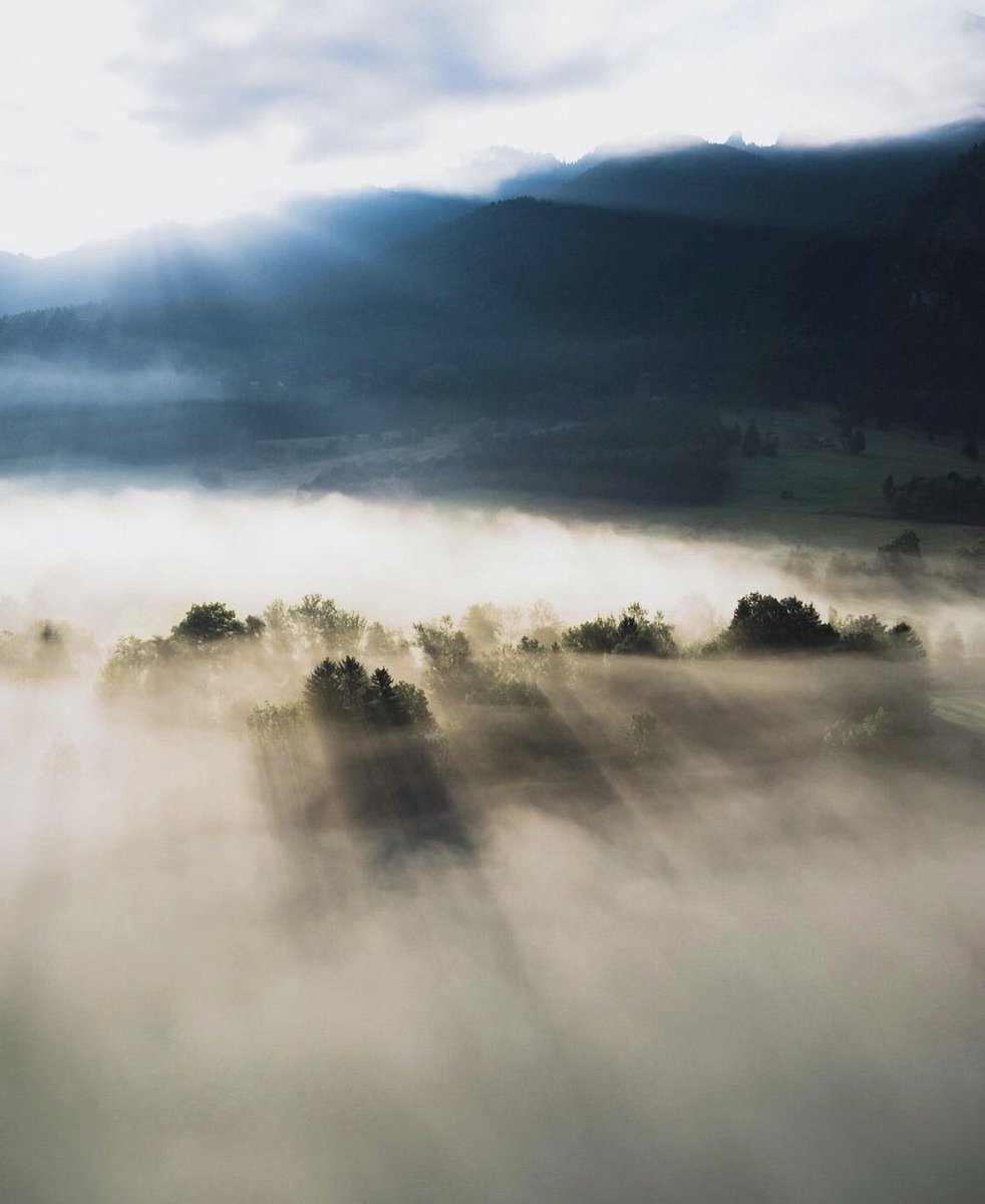 <a href="/BraydenCreation/">Brayden Creations</a> rays of light