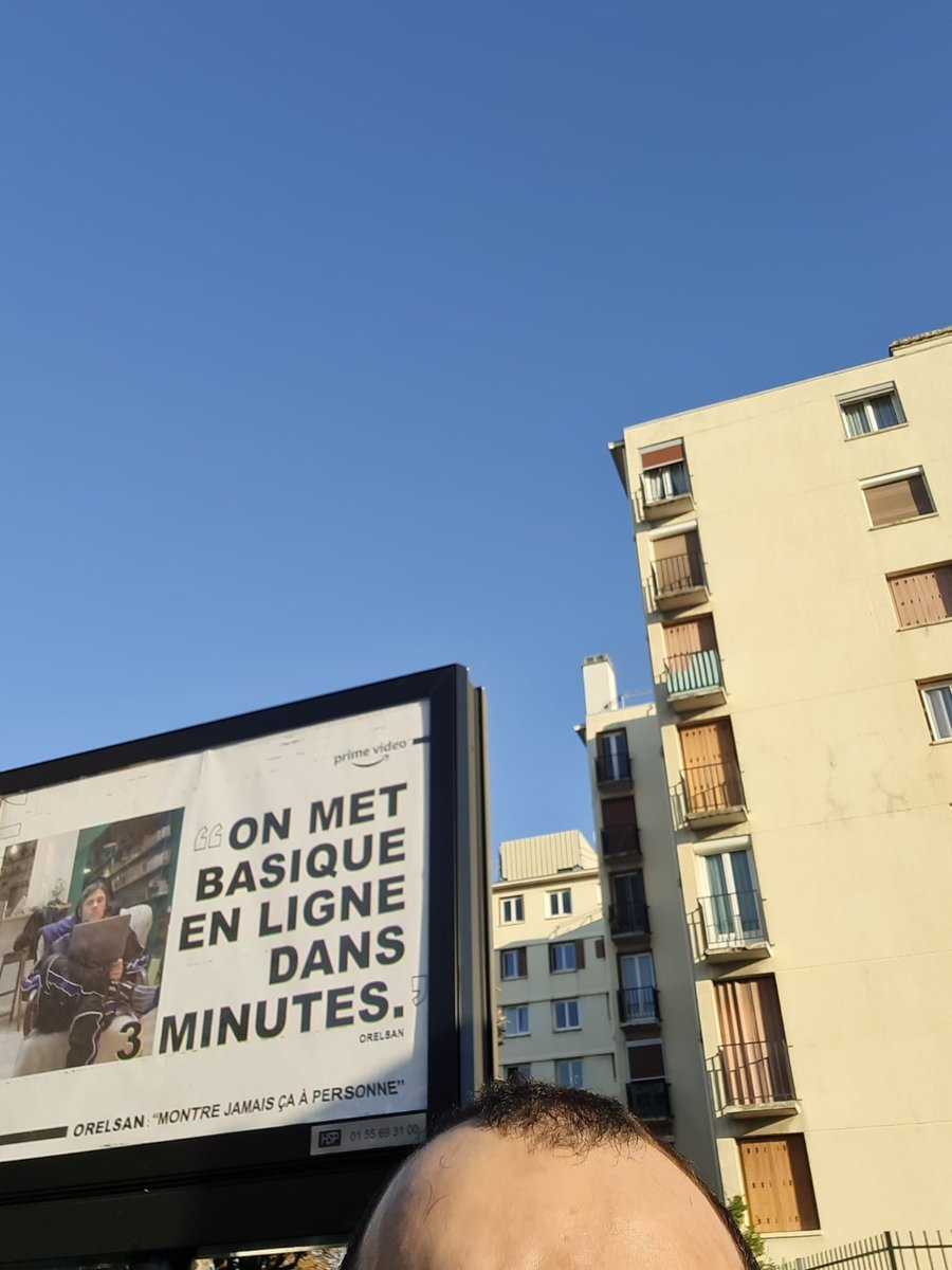 DephaseuR's tweet photo. Sympa les affiches @Orel_san https://t.co/AAME8zMXOp