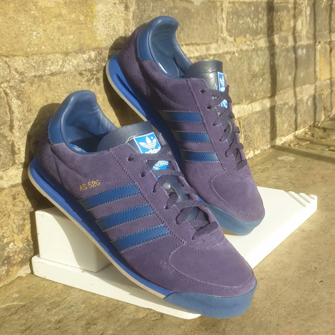 adiFamily_'s tweet photo. Just sharing

#adidas #AS520 #Spzl 

What a stunning colourway on a belter of a silhouette, only different from the vintage jap #AS500 in the cap being slightly different

Again thanks to @harvey_jagger 👊🏻

#adiFamily #3stripes2soles1love https://t.co/ZAS77kvikj