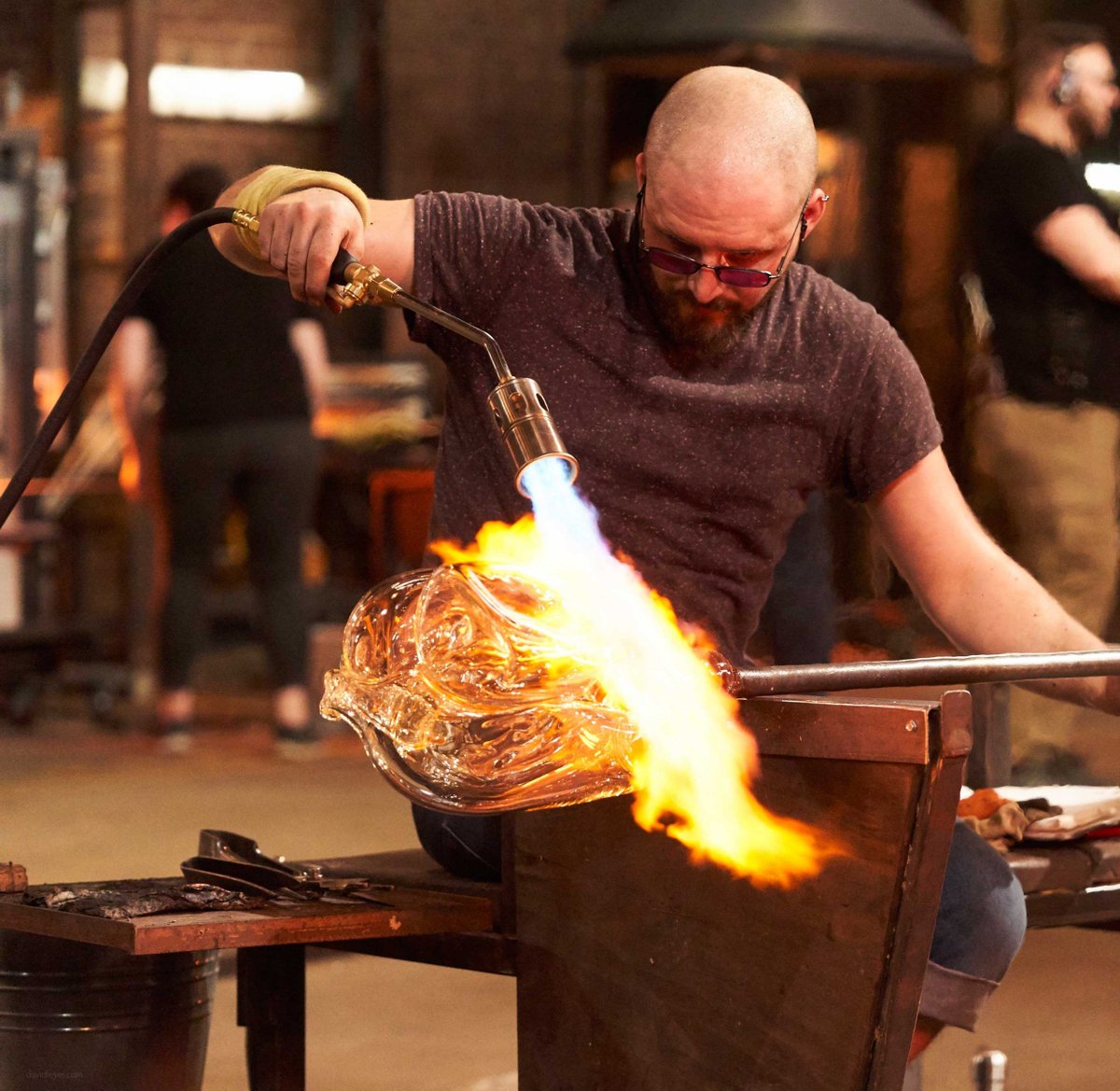 GlassSellersCo's tweet photo. Winning Netflix Glassblower Recreates Iconic Piece
#glass #glasssellers #glassart #studioglass #elliotwalker
https://t.co/rp7W0bb5DU https://t.co/9swugG5ky3