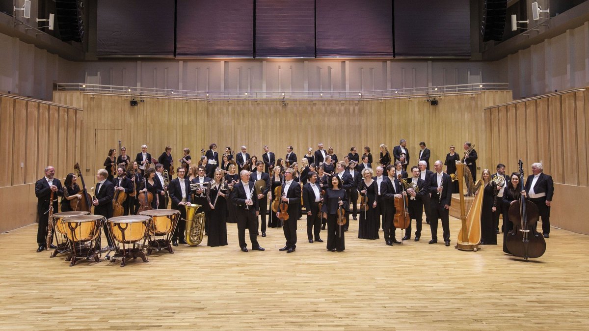 RSNO's tweet photo. Lots of lovely jobs available!  

⭐ Associate Principal Clarinet (FT) 
⭐ Learning &amp; Engagement Officer (FT Maternity Cover)
⭐ Video Producer (FT)
⭐ External Relations Officer (PT)

Find out more: https://t.co/aQCckI2sHo https://t.co/jrddlpmMzf