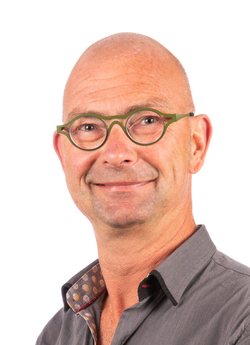 Vanuit o.a. #Apeldoorn, #Deventer, #Zutphen, #Doetinchem, #Winterswijk staat Coos Bahlmann voor je klaar als loopbaanprofessional. Coos staat naast zijn kandidaten. Hij raakt, stimuleert en motiveert hen op weg naar een passende baan.  buff.ly/3lA4LRN