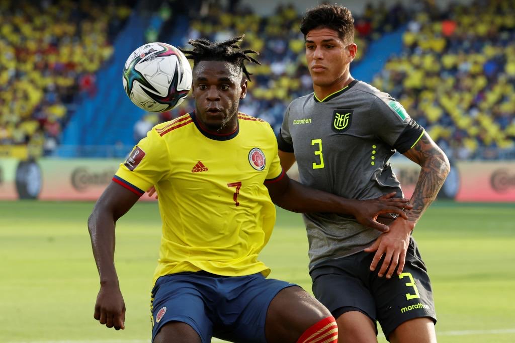 SystemFoot's tweet photo. [#WCQ2022🌎] 0-0 entre la #Colombie 🇨🇴 et l’#Équateur 🇪🇨 !

#COLECU https://t.co/l7y90oOOc5