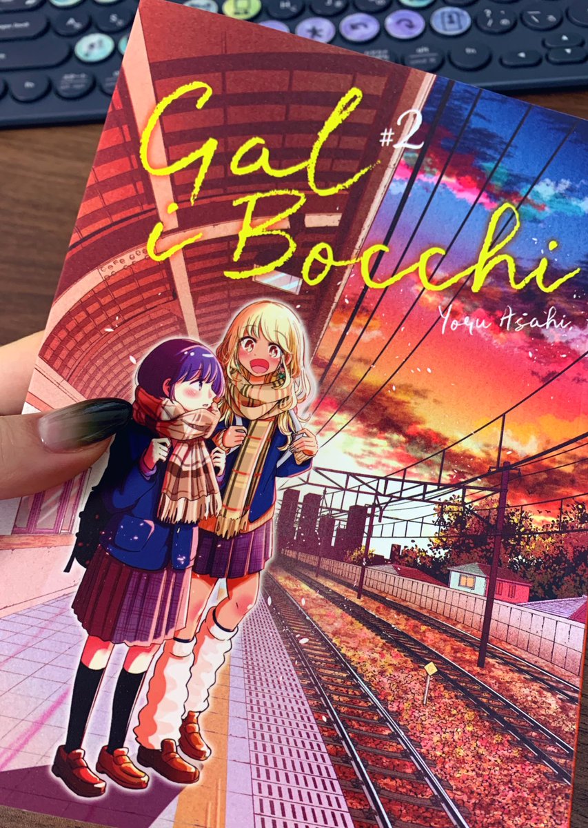ギャルとぼっち
ポーランド版の2巻が届きました😳✨

みんなよく喋るのでセリフがとんでもないことになっているし黒板に至っては😂😂!ほんとにありがとうございます😂🙏🏻 
