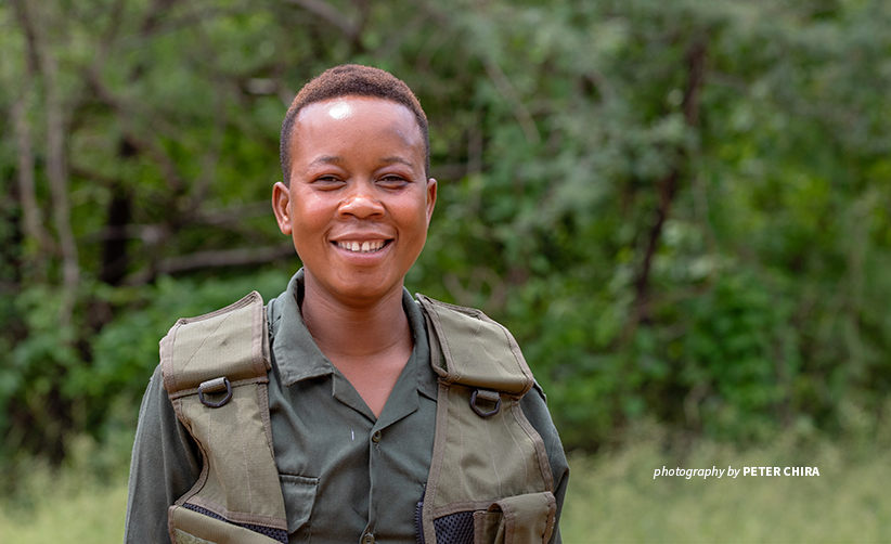 Super proud of the women in rural communities working with us to conserve #Zimbabwe's rich natural resources. Community #wildlife scouts in Mbire like Edith John are the backbone of #conservation. 
Happy #InternationalDayOfRuralWomen! 
awf.org/news/meet-zimb…