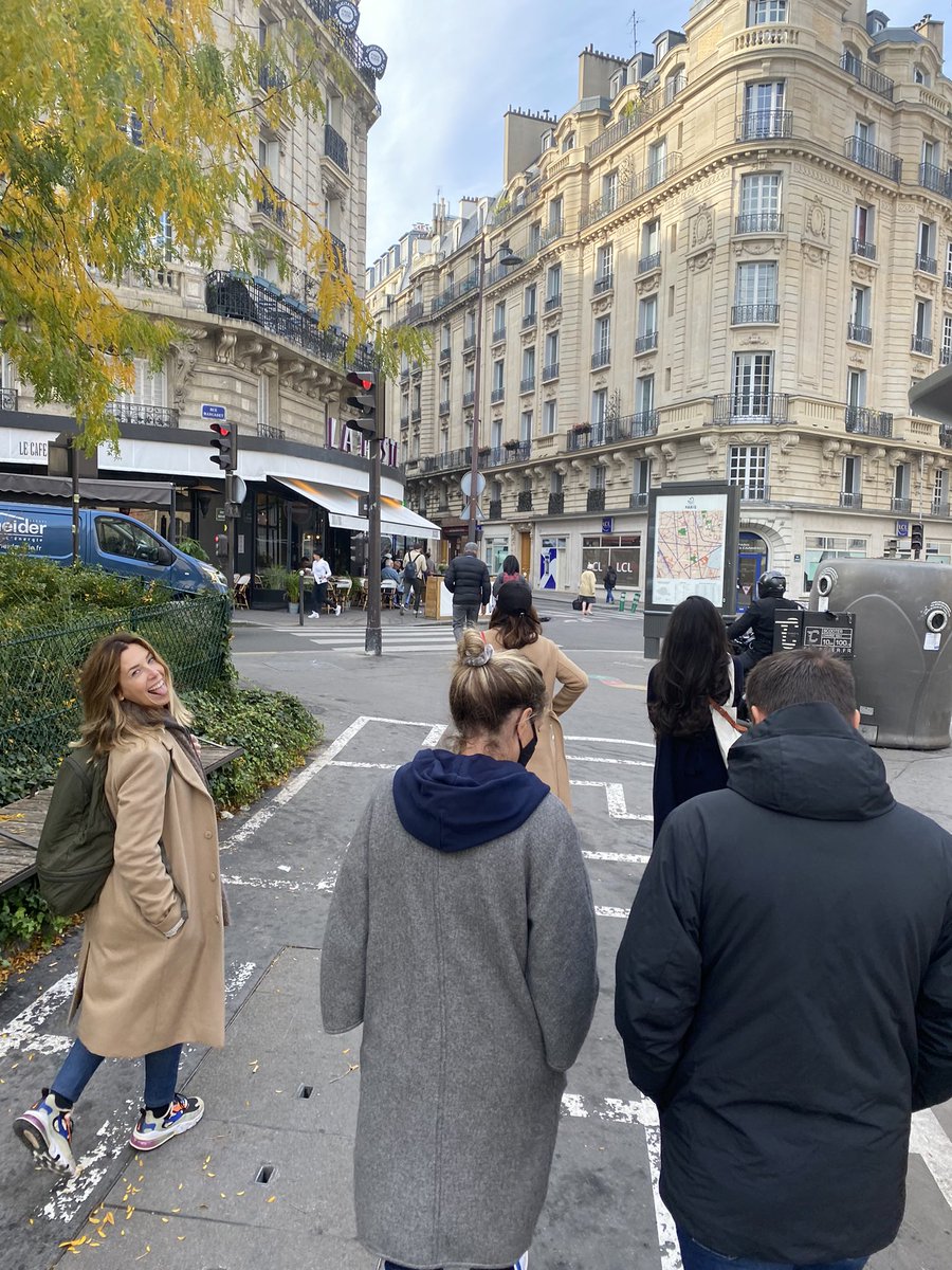 XFrance's tweet photo. 🎶 Walking on sunshine ☀️
 
Pour poursuivre la journée #TwitterForGood, nos équipes participent à une marche solidaire avec @Walkunited1
 
Walk United est une application qui permet au quotidien de convertir vos pas en dons auprès d’un réseau d’associations partenaires https://t.co/AbDPQdu7VO