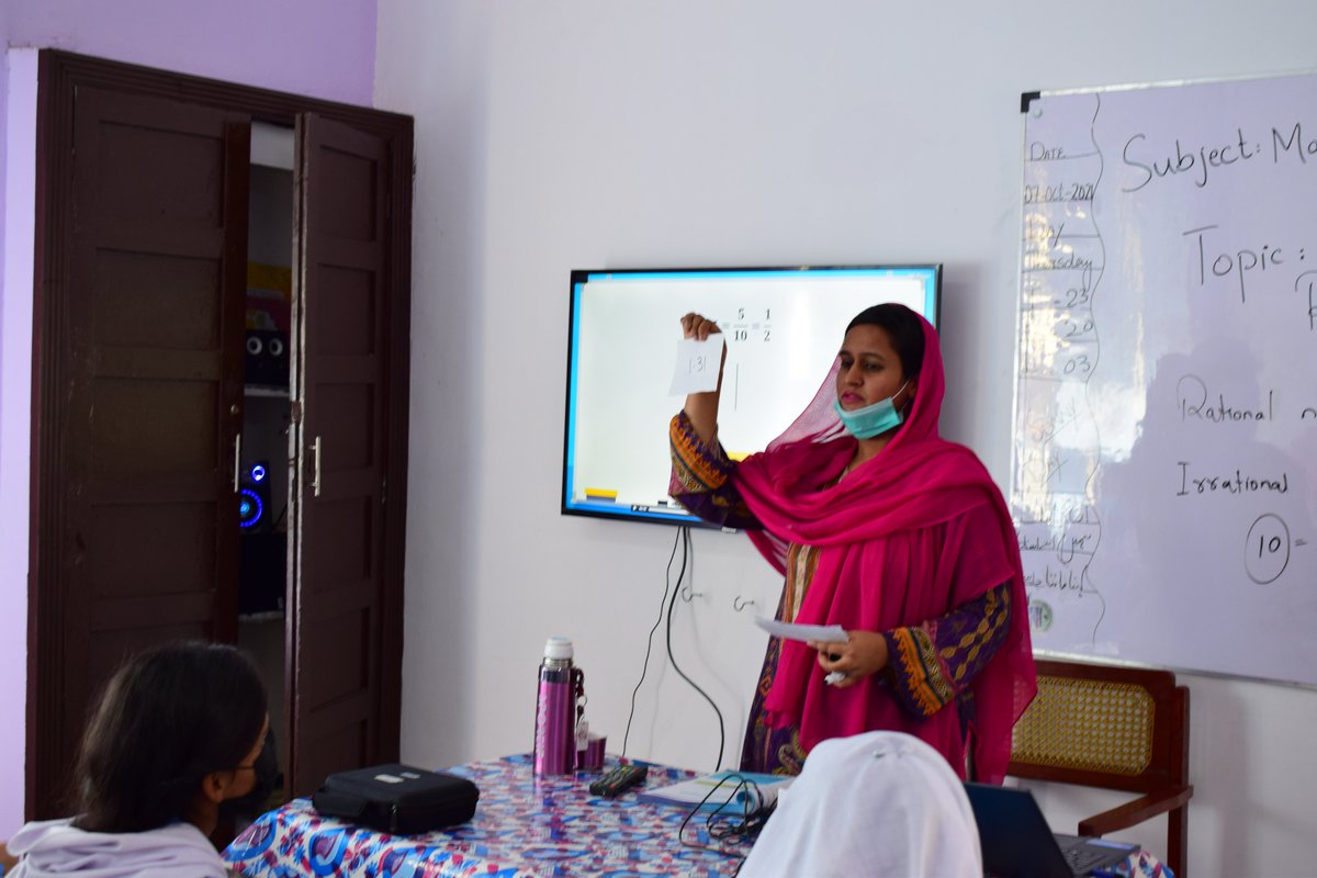 KPLearning's tweet photo. We are pleased to announce the visit of Mr Omar Abdi, @UNICEF Deputy Executive Director for Programmes, along with @UNICEF Regional Director George Laryea-Adjei and the UNICEF Representative in Pakistan, Aida Girma, to Islamabad Model School for Girls.

#knowledgeplatform #UNICEF https://t.co/S7JpSanD6t
