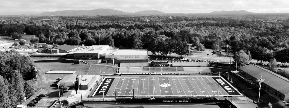 coachbishop1's tweet image. Senior Night 2021

“Blackout at the Brickyard”

Come celebrate all the seniors starting at 6:50
#unleashed2021