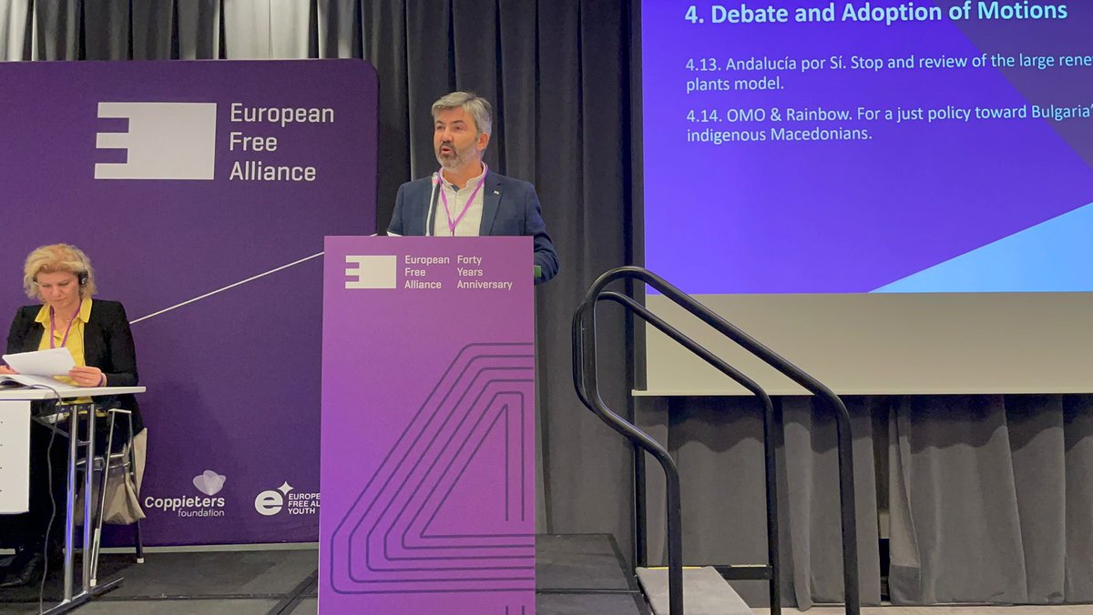 AndaluciaxSi's tweet photo. Nuestra moción para la regulación europea de las macroplantas fotovoltaicas ha sido aprobada en la asamblea de @EFAparty en Bruselas.

Exigimos una regulación acorde con las necesidades de sostenibilidad y desarrollo. 

#EFAGA21 #MoveForward #EurpeofthePeoples #PoderAndaluz https://t.co/h2fM1y37K3