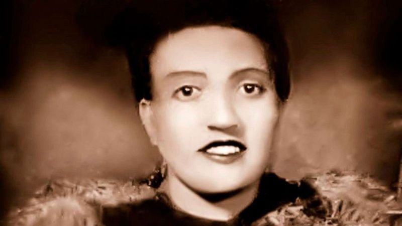 TessaRDavis's tweet photo. Henrietta Lacks died in 1951, aged 31.

Cells from her cervix saved 1000s of lives:

• Used in 75,000 studies
• Paved the way for HPV + COVID vaccines
• Helped develop drugs for HIV

But they were taken without her consent.

This week the WHO honoured her.

It's not enough🧵👇 https://t.co/X2vFNwljm1