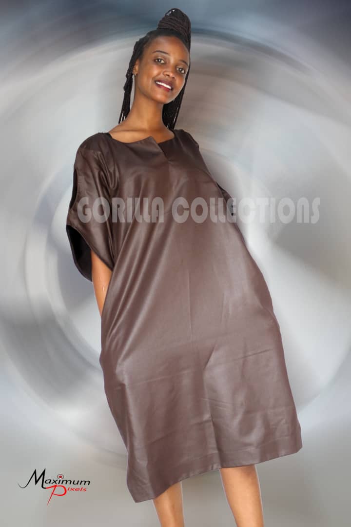G_Collection250's tweet photo. Fashion gives you opportunity to be independent in thinking and maintaining self-esteem.
#HappyFriday #RwOT #MadeInRwanda #GorillaCollection #DressToImpress https://t.co/UyVwAjaeid
