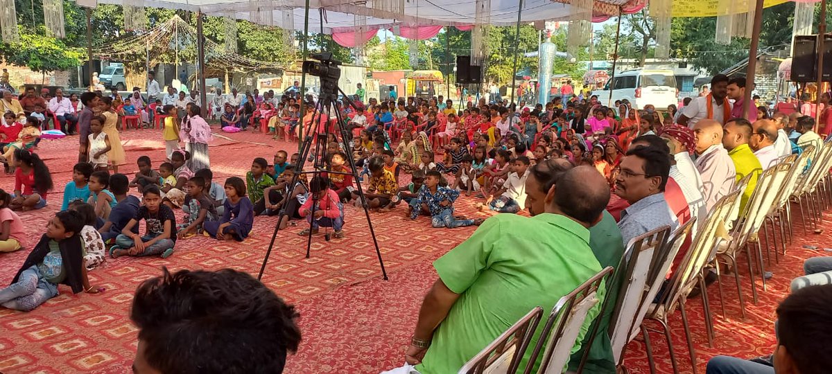Avinash Trivedi - Bablu (@mla_avinash) on Twitter photo рдпрд╣реА рдХрд╛рдордирд╛, рд░рд╛рд╡рдг рдХрд╛ рд╣реЛ рдЕрдВрдд, рд░рд╛рдо рдХреА рд╡рд┐рдЬрдп l
рдХрд░реЗрдВ рд╕рднреА рдЬрдпрдШреЛрд╖, рд╕рд┐рдпрд╛рд╡рд░ рд░рд╛рдордЪрдВрджреНрд░ рдХреА рдЬрдп ll
рдЕрдиреНрдпрд╛рдп рдкрд░ рдиреНрдпрд╛рдп, рджреБрд░рд╛рдЪрд╛рд░ рдкрд░ рд╕рджрд╛рдЪрд╛рд░ рдПрд╡рдВ рдЕрд╕реБрд░рддреНрд╡ рдкрд░ рджреЗрд╡рддреНрд╡ рдХреЗ рд╡рд┐рдЬрдпрдкрд░реНрд╡ рд╡рд┐рдЬрдпрджрд╢рдореА рдХреЗ рдкрд╛рд╡рди рдмреЗрд▓рд╛ рдкрд░ рдЕрдкрдиреЗ рд╡рд┐рдзрд╛рдирд╕рднрд╛ рдХреНрд╖реЗрддреНрд░ рдХреЗ рдЧреНрд░рд╛рдо рднреМрд▓реА рдореЗ рдЖрдпреЛрдЬрд┐рдд рджрд╢рд╣рд░рд╛ рдореЗрд▓рд╛ рдореЗ рд╕рдореНрдорд▓рд┐рдд рд╣реБрдЖ l #Vijaydashami рдпрд╣реА рдХрд╛рдордирд╛, рд░рд╛рд╡рдг рдХрд╛ рд╣реЛ рдЕрдВрдд, рд░рд╛рдо рдХреА рд╡рд┐рдЬрдп l
рдХрд░реЗрдВ рд╕рднреА рдЬрдпрдШреЛрд╖, рд╕рд┐рдпрд╛рд╡рд░ рд░рд╛рдордЪрдВрджреНрд░ рдХреА рдЬрдп ll
рдЕрдиреНрдпрд╛рдп рдкрд░ рдиреНрдпрд╛рдп, рджреБрд░рд╛рдЪрд╛рд░ рдкрд░ рд╕рджрд╛рдЪрд╛рд░ рдПрд╡рдВ рдЕрд╕реБрд░рддреНрд╡ рдкрд░ рджреЗрд╡рддреНрд╡ рдХреЗ рд╡рд┐рдЬрдпрдкрд░реНрд╡ рд╡рд┐рдЬрдпрджрд╢рдореА рдХреЗ рдкрд╛рд╡рди рдмреЗрд▓рд╛ рдкрд░ рдЕрдкрдиреЗ рд╡рд┐рдзрд╛рдирд╕рднрд╛ рдХреНрд╖реЗрддреНрд░ рдХреЗ рдЧреНрд░рд╛рдо рднреМрд▓реА рдореЗ рдЖрдпреЛрдЬрд┐рдд рджрд╢рд╣рд░рд╛ рдореЗрд▓рд╛ рдореЗ рд╕рдореНрдорд▓рд┐рдд рд╣реБрдЖ l #Vijaydashami