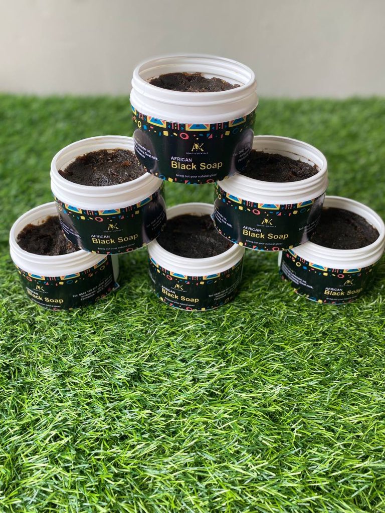 TeddyAkua's tweet photo. @Serwaa_Amihere We sell organic skincare products(African Black Soap, Cocoshea Butter infused with essential oils and unrefined Shea butter from Upper East which is really good for babies, hair and for cooking as well) Contact us on 0542169527 or 0502649421 to place your order... thank you🤝 https://t.co/zfdBGBj5HN