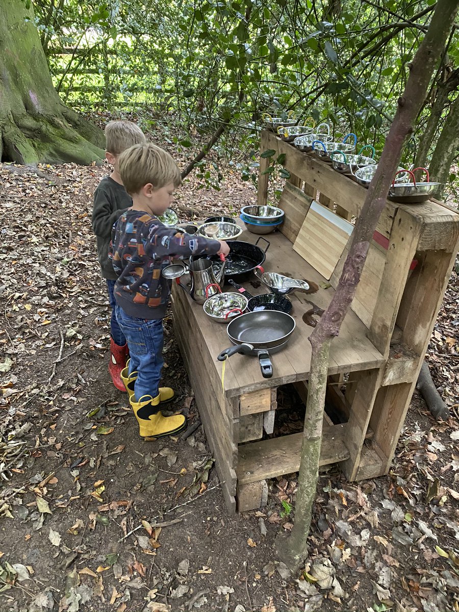 theoeap's tweet photo. We have amended four OEAP National Guidance documents to draw attention to the importance of considering allergies when catering for young people on educational visits, with reference to the new “Natasha’s Law“.
For more info see:
https://t.co/BFfZiBELXk
#outdoorlearning https://t.co/hrysownWbH