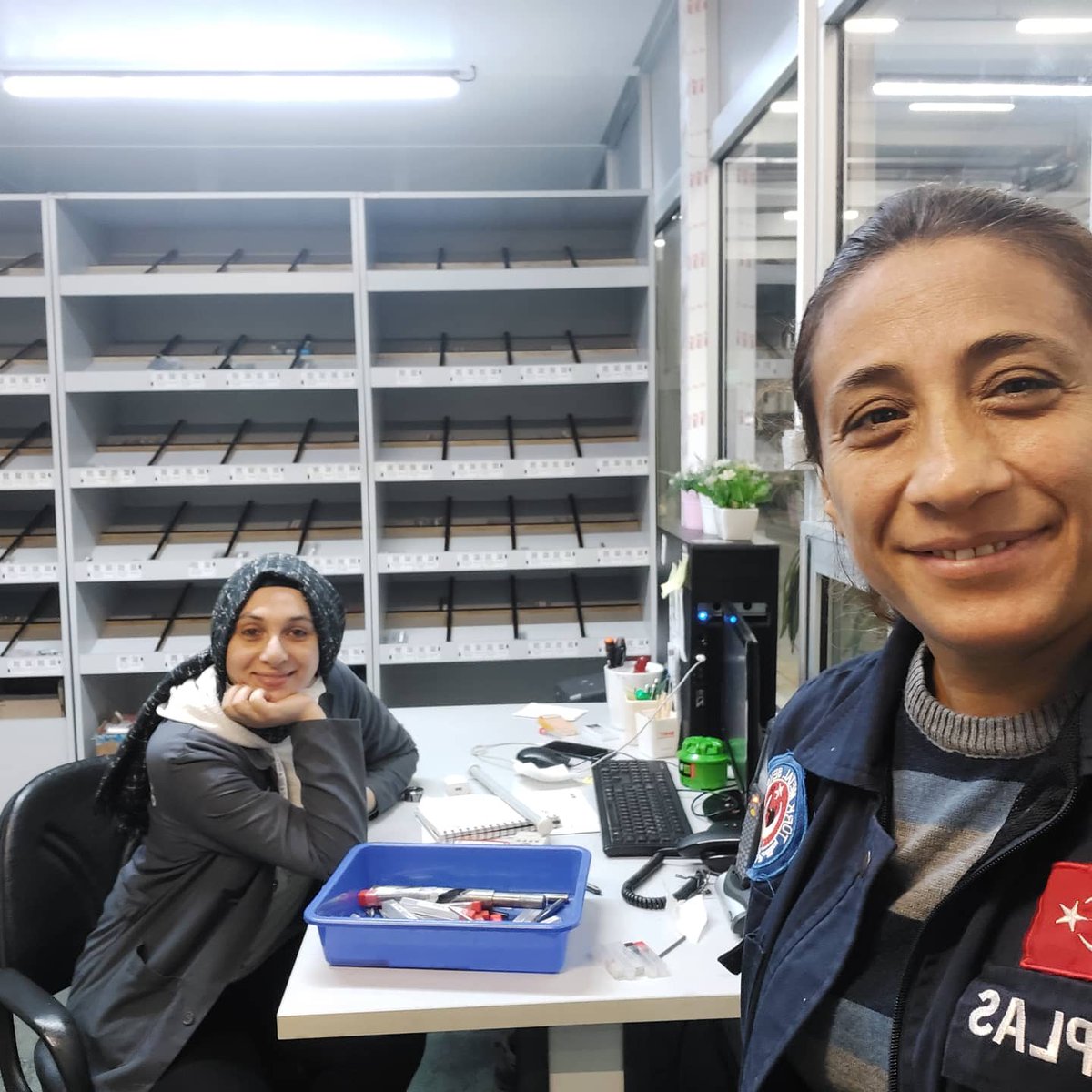 nlfrktlca's tweet photo. #MuallimKöyAkplas #Aksem 08/16 gündüz vardiyası
Çalışma arkadaşlarımızla üretim içi alanlarda bir aradayız .Tüm çalışma arkadaşlarıma emek camiasina kolaylıklar dileriz
#EmeğinOrgütlüGücüTurkMetal https://t.co/lRsjlKmbxj