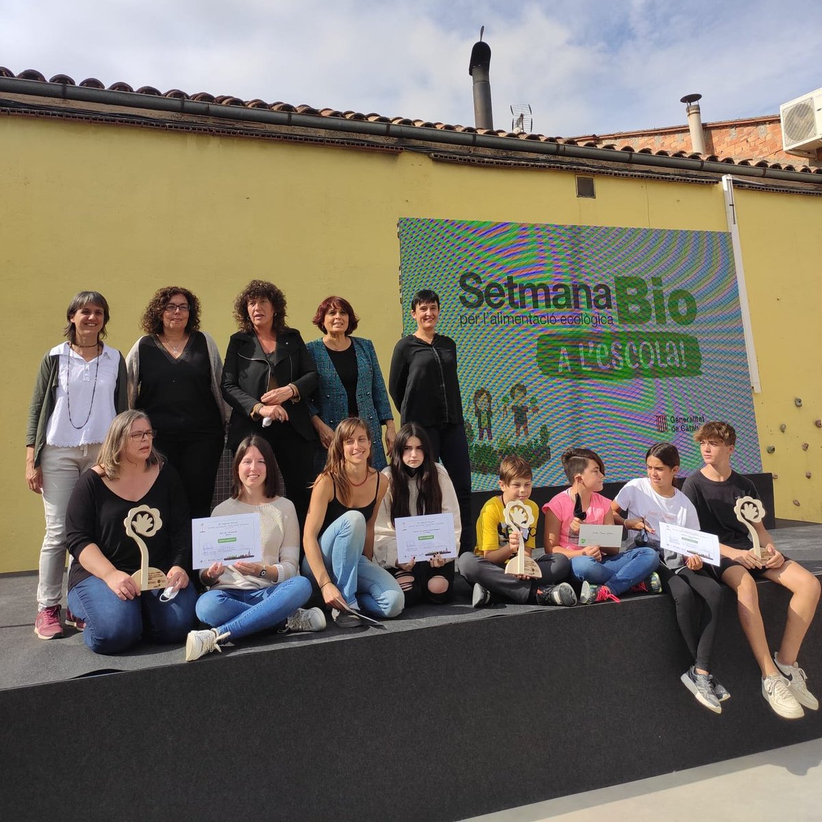 AlimentacioEco's tweet photo. Moltes gràcies a tots els centres educatius que heu participat al Premi Escola, Agricultura i Alimentació Ecològica i felicitats als guanyadors! https://t.co/xctFnmUmPZ