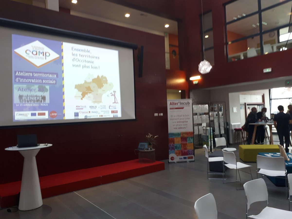 Rapport d'enquête de la #YESSCamp , cérémonie de restitution.  On vous attend  au <a href="/poleREALIS/">Pôle REALIS</a>.
#innovationsociale #cooperation #territoires