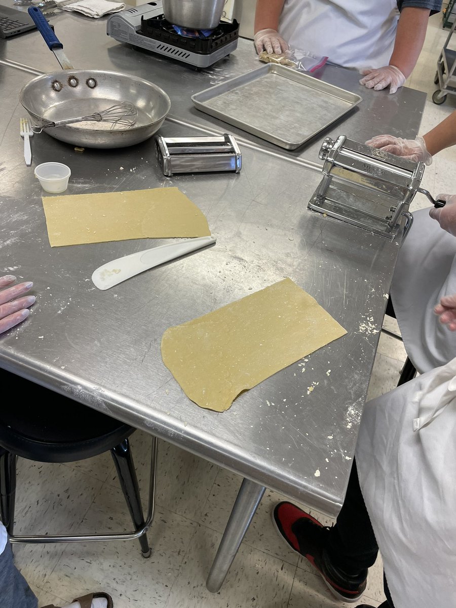 Sjohnston323's tweet photo. It’s pasta week aka the BEST week in World Foods! #BHSFCS #GoLiberators https://t.co/HZfze4F2Xf