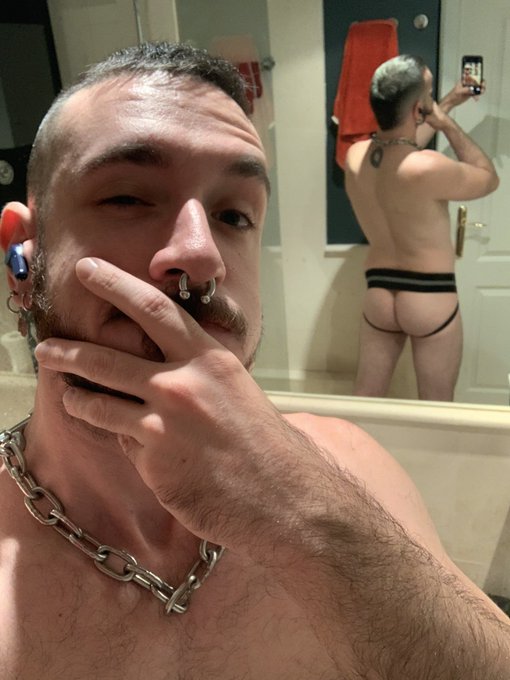 Friday… ?

@GayBCNPorn @avalia_nudes @ptiqcho1 @MasturbacionMas @hot_connection2 @cockdevotion @xxx_men_pt
