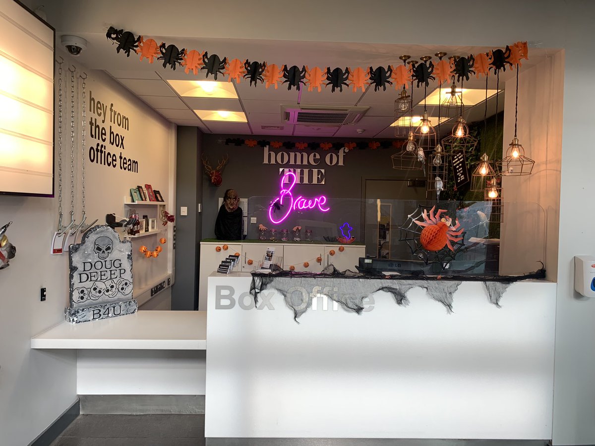 gicreativetechs's tweet photo. Spooky season is approaching us here in the Arts Centre Box Office 🎃 👻 🕷 👹☠️🌚 🧙🏽♀️🦇🧛🏼♀️🐈⬛ (Lead Tech Elle has had far too much fun today doing this 😆) @adam_phillips4 @givisualarts1 #halloween #festevil #spookyseason #giblacklivesmatter https://t.co/m2gJWlLVCc