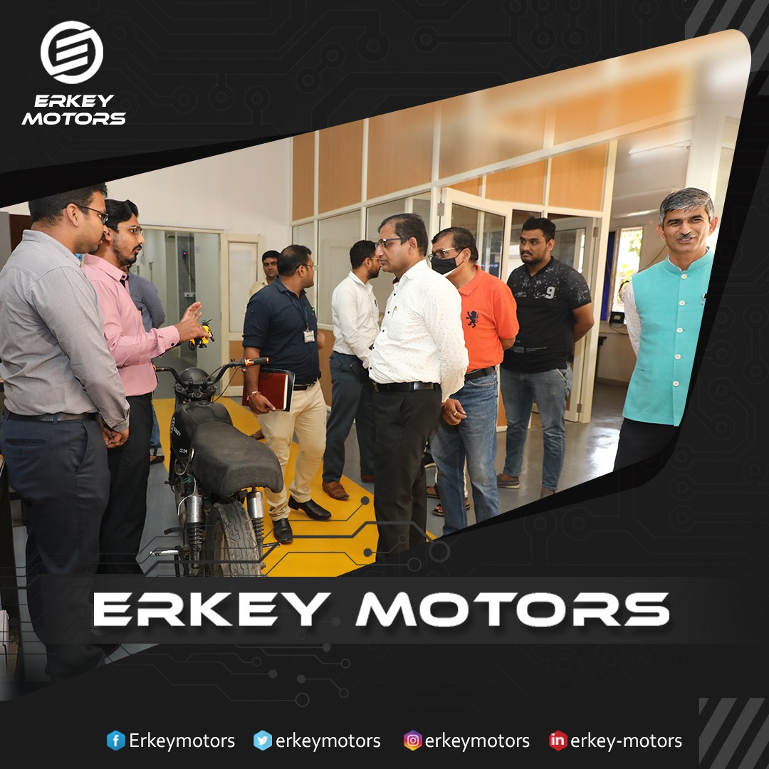 ErkeyMotors's tweet photo. Startup Showcase at Design Innovation Centre - Gujarat Technological University, Supported by @EduMinOfIndia
In the August Presence of Shri. Sandeep Jain, Under Secretary, @EduMinOfIndia
Dr. K N Kher, Registrar
Prof.(Dr.) Sanjay Chauhan
Prof.(Dr.) S D Panchal https://t.co/gxCDGo0Rb9