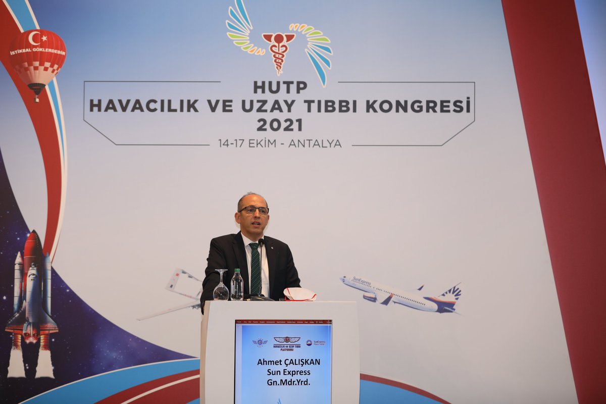 SunExpress's tweet photo. SunExpress olarak bu yıl düzenlenen #HUTP Havacılık ve Uzay Tıbbı Kongresi’nin ana destekçisiyiz! ✈️Havacılıkta sağlık konularının birçok yönden ele alındığı kongrede konuşan CEO Yardımcımız Ahmet Çalışkan, Covid-19 salgınının havacılık sektörüne etkileri,+++ https://t.co/D4yneoM45g