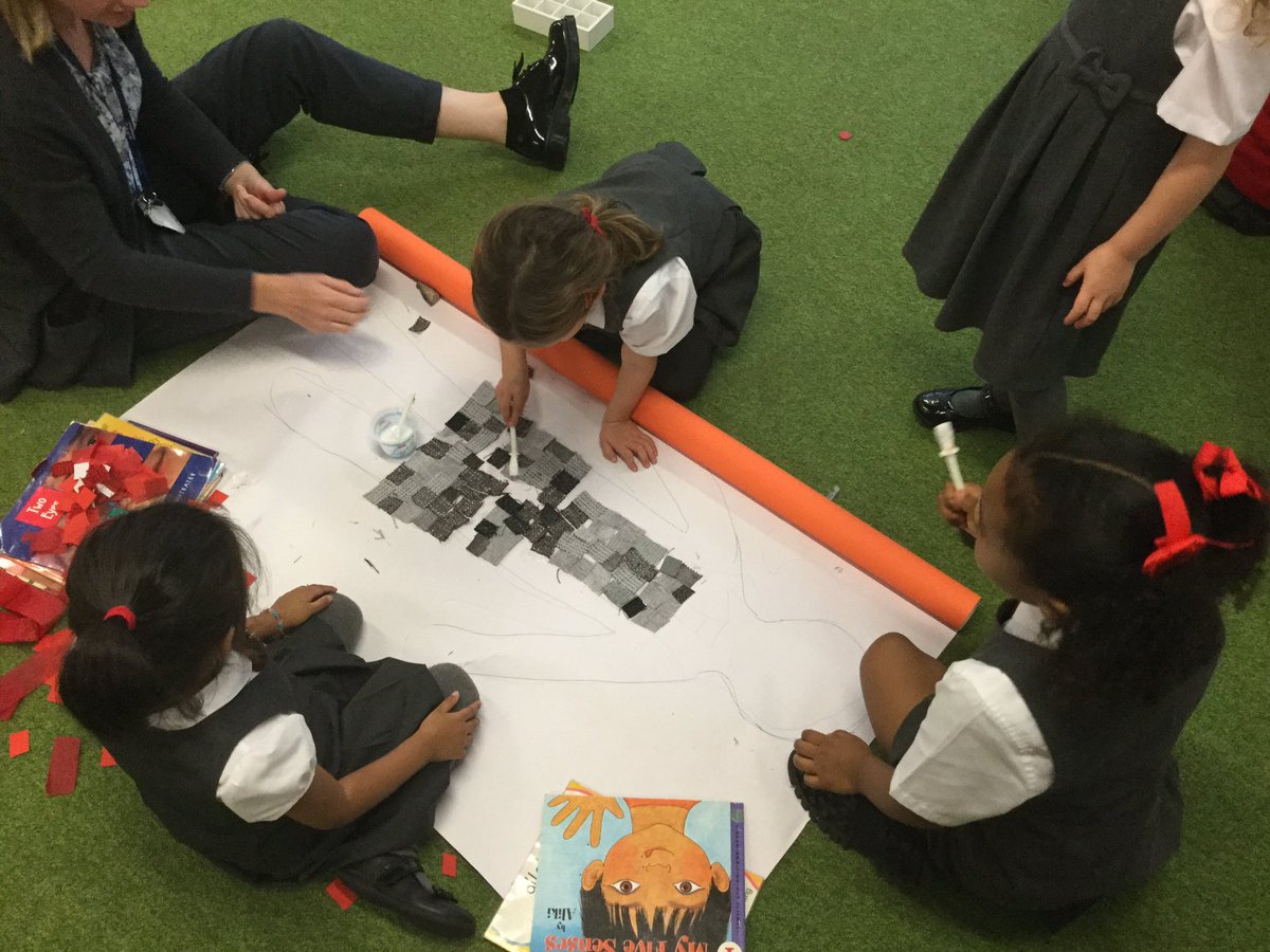 BollinPrimRH's tweet photo. We have loved learning about our bodies and making a new friend for our class! 🧍‍♂️ https://t.co/qaycyNNgiy