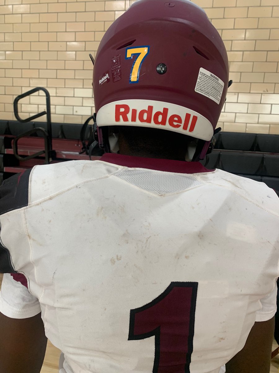 AssetCreatorJJI's tweet photo. New Era Athletics stands with Mervo ππππ #LongLive7 @BcpssAthletics https://t.co/hrYS1TaW29