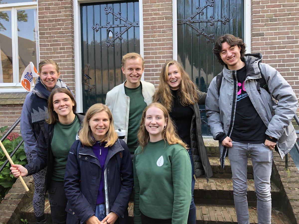 marjanminnesma's tweet photo. Vandaag meer dan 100 mensen mee en veel jongeren! #climatemiles https://t.co/E5aA8kdlf0
