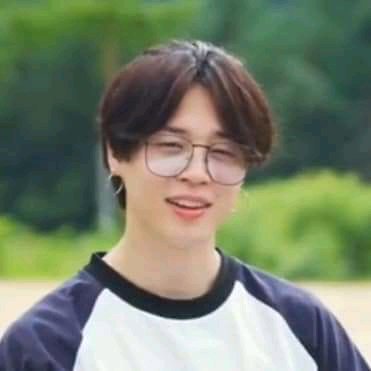 kopiko_b's tweet photo. Jimin in specs🥵 https://t.co/tMysFbZoBD