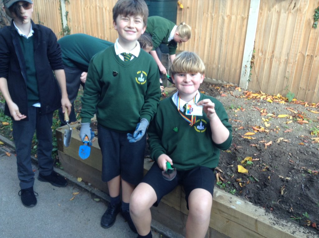 Hoylake Holy Trinity School tweet media