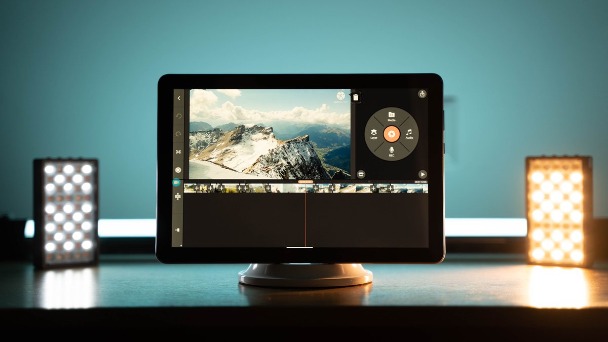 BlackviewPhone's tweet photo. For TV series lovers, a bigger screen doubles the visual pleasure, doesn’t it?
https://t.co/CbPlTqebDV
#Blackview #Tab10 https://t.co/NWZR9ta045