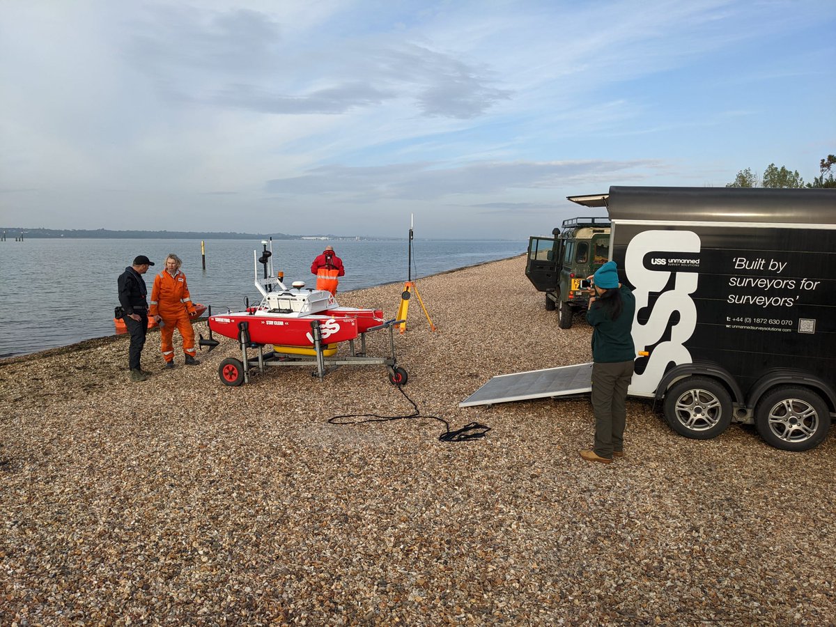 Glorious morning for testing the GeoAcoustics Ltd #GeoPulse Compact and Unmanned Survey Solutions Inception MK2.5 #USV. Thanks to Associated British Ports Southampton for facilitating the trials.

#surveying #bathymetry #subbottomprofiling #geophysics