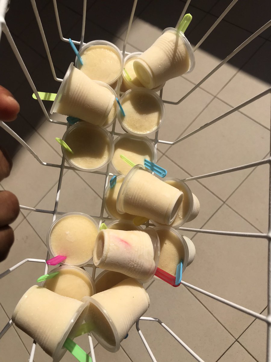 LyderSnacks's tweet photo. Hot afternoon? 
We have just what you need 😍😋

#Lydersnacks #dessert #icecreamlover #icecream #vanilla #creamy #foodie #foodgasm #ugcampus #ghana🇬🇭 https://t.co/qfS8hHp5KS