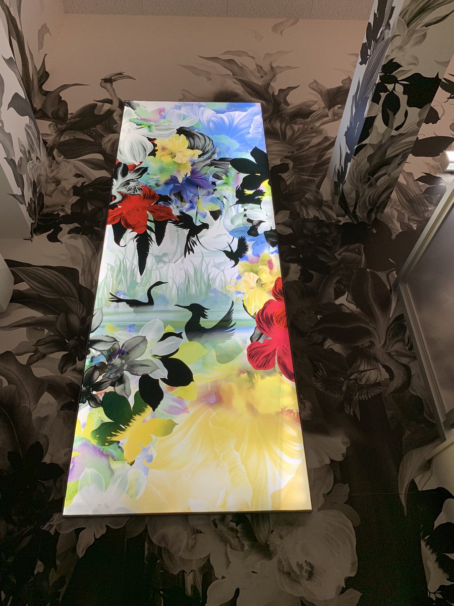 signarteckun's tweet photo. 最近、ecoの出力メディアの
積極案内をさせていただいてる
ecoひろしです、、！

遮光ecoファブリックは、
ファブリックフレーム生地の
eco代替メディアです。

（ファブリックフレームは
　電飾サインフレームです）

最大の特徴は、
遮光してしまう事なんだ、、！

https://t.co/9L2IA2zlRo https://t.co/aFTZYb9UT6