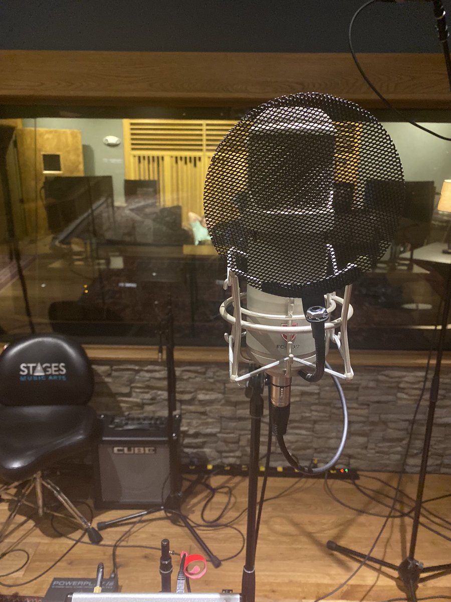 BreakforthMusic's tweet image. Matt finished laying down the vocal tracks for the upcoming EP last weekend. We CAN’T WAIT for you guys to hear the finished product!