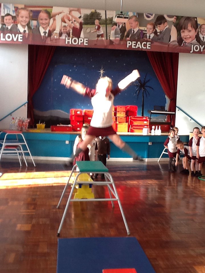 ThomasYear1's tweet photo. We had great fun in P.E https://t.co/T1QcBBWDEm