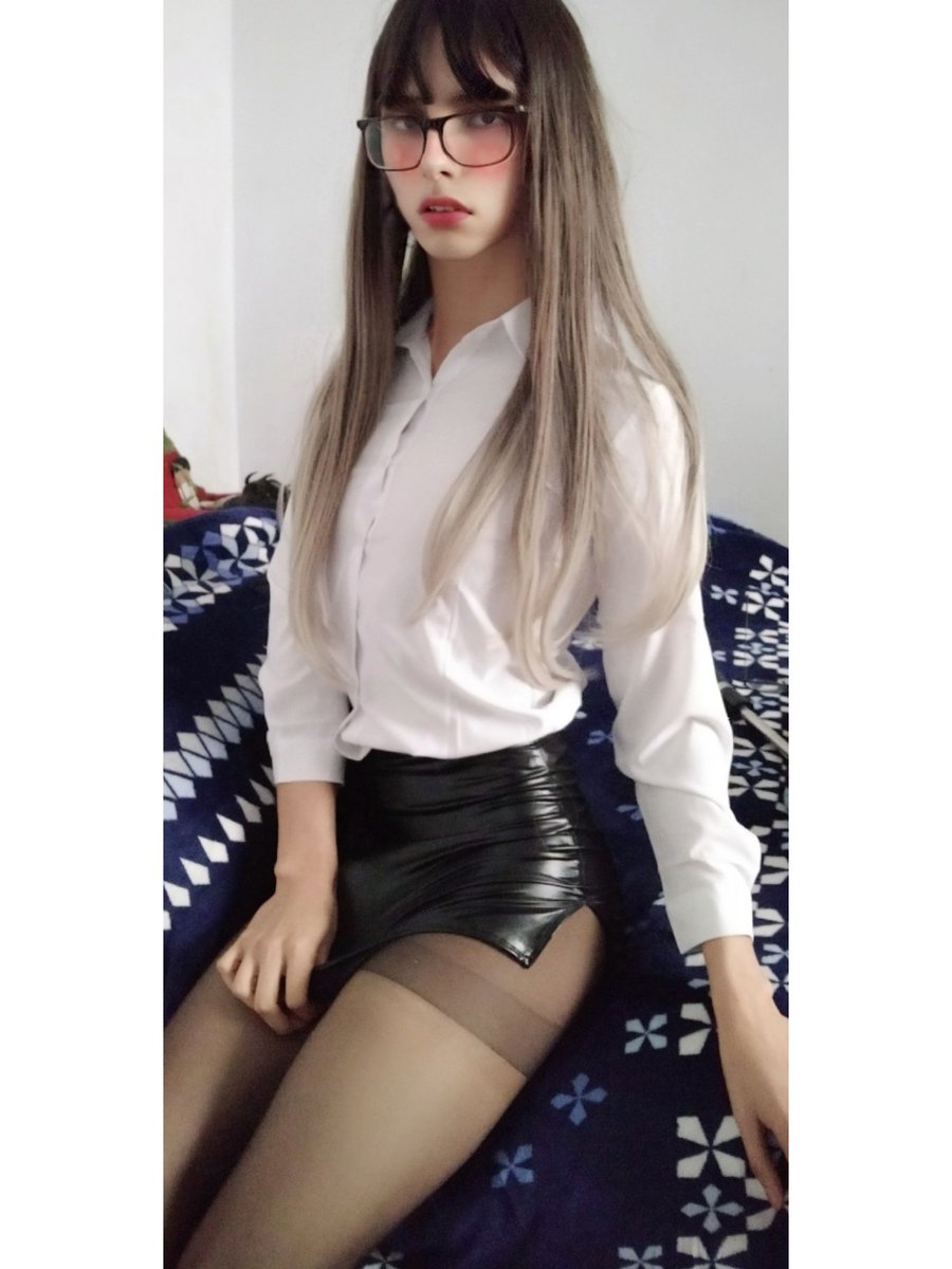 TeenTransWorld1's tweet photo. A todas las chicas Trans Tvs nos encanta vestirnos.
😍😘😍 https://t.co/wWdTrSKNwk