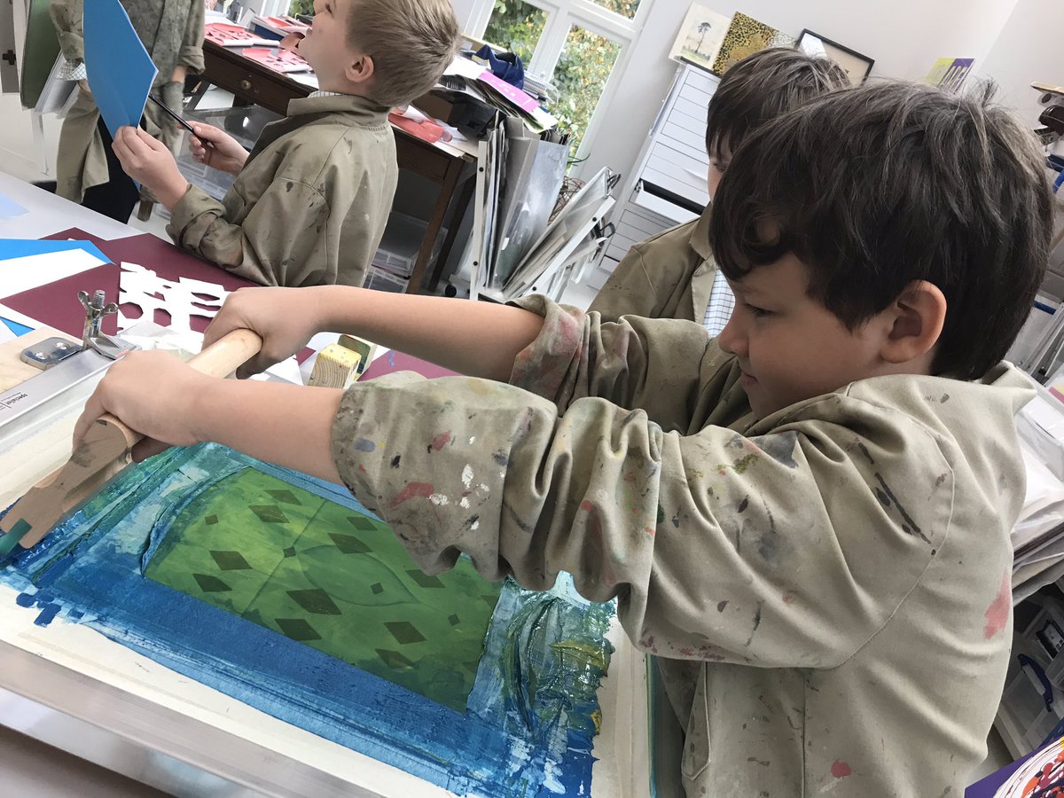 LudgroveArt's tweet photo. More printing excitement in Art this morning using our ‘silkscreens’. Images made with text and photographic elements were the topic. Thank you once again to Liam. @biswellprint https://t.co/gqRNtvmgm2