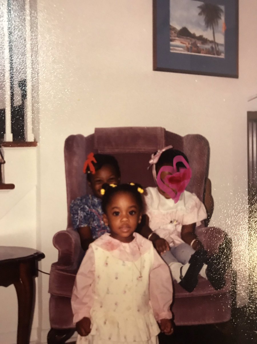 ShaunaReporter's tweet image. It’s my birthday! Enjoy these photos of me on my 2nd birthday. 32 years later, cake is still life.  #ThisIs34🎂 🥳