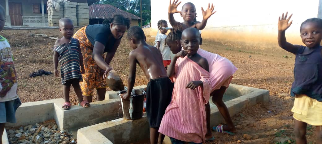 flsuma's tweet photo. Solarized Bore Hole clean drinking water brings joy and keeps communities healthy . 🇸🇱 https://t.co/nDhHdFcuD4