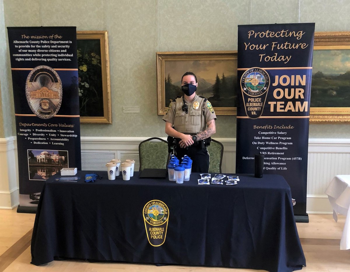 ACPD_VA's tweet photo. We were at Longwood University this week to discuss career options with ACPD. 

Our officers are committed to serving our community with professionalism and integrity. Do you have what it takes to #BeACPD?

Visit https://t.co/7mXzEz68fu to learn more and connect with a recruiter. https://t.co/sov2QzAAbd