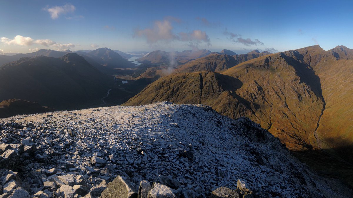 steamingboots's tweet photo. A few snaps from today’s adventure - an early start but it was worth it #scotland #backtoworknextweek https://t.co/eYmeCdL9xD