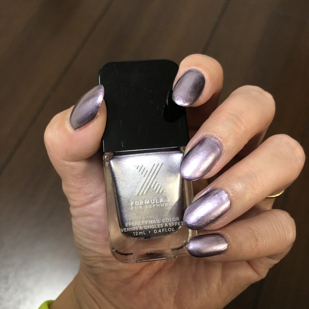 nyanyaaknitnail's tweet image. メタリックパープル再び
ベース2コートしたら気泡祭り😭
諸々は明日スタンピングで誤魔化す🥲
#セルフネイル
#FormulaX