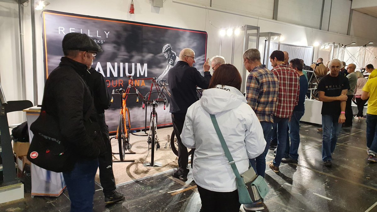 reillytitanium's tweet photo. Starting to fill up at Stand 5 Bespoked#10
#handmadebicycles #bespoked10 #steelframe #TitaniumItsInOurDNA #titanium #harrogate #Bikepacking #bicyclelove https://t.co/RQ0T3aQptH