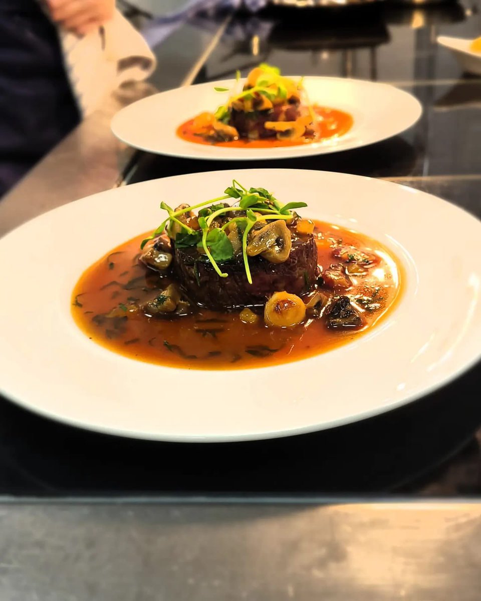 ‼️If you’re hungry look away now‼️ 

Our catering and hospitality students have been smashing it! How good do these meals look.😍🤤