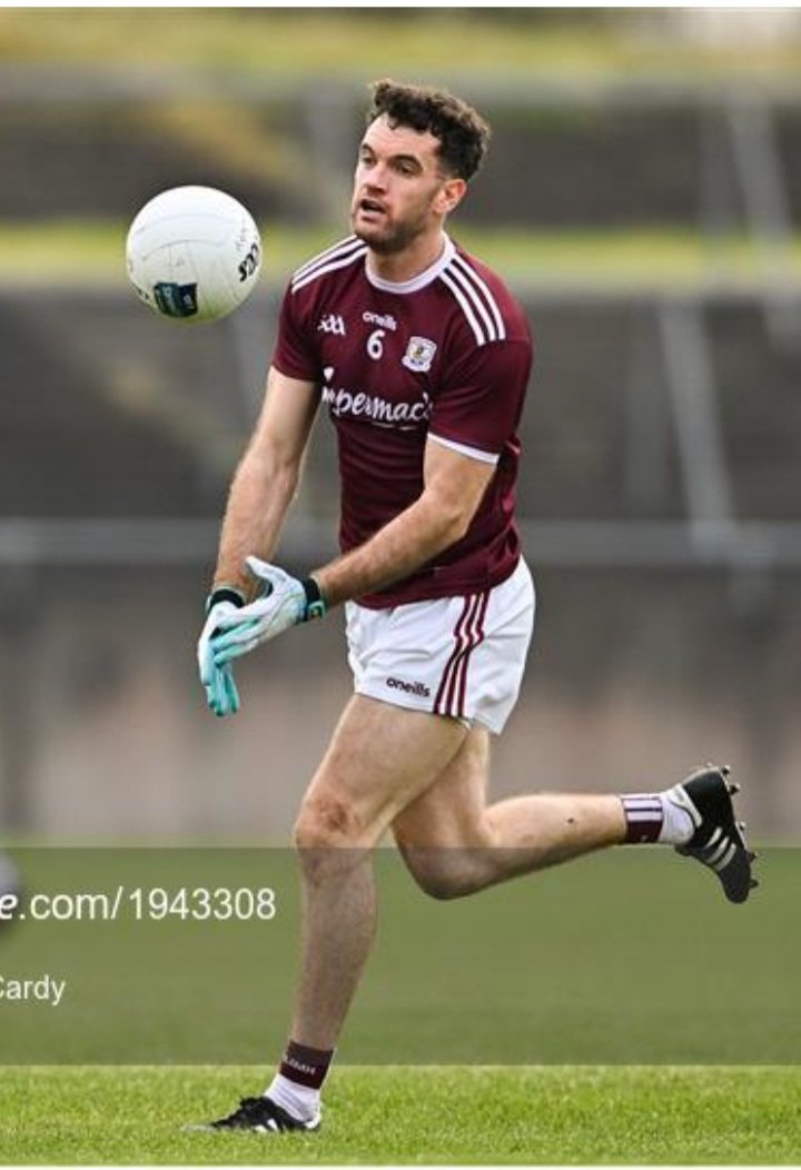 Its been a pleasure <a href="/Galway_GAA/">Galway GAA Official</a> 
Thanks to all my teammates, managers, family, friends, and <a href="/galway_st/">St. James' GAA Galway</a> for all the support over the last 10 years. 
I have made some great memories and lifelong friends.
Sin è ✅